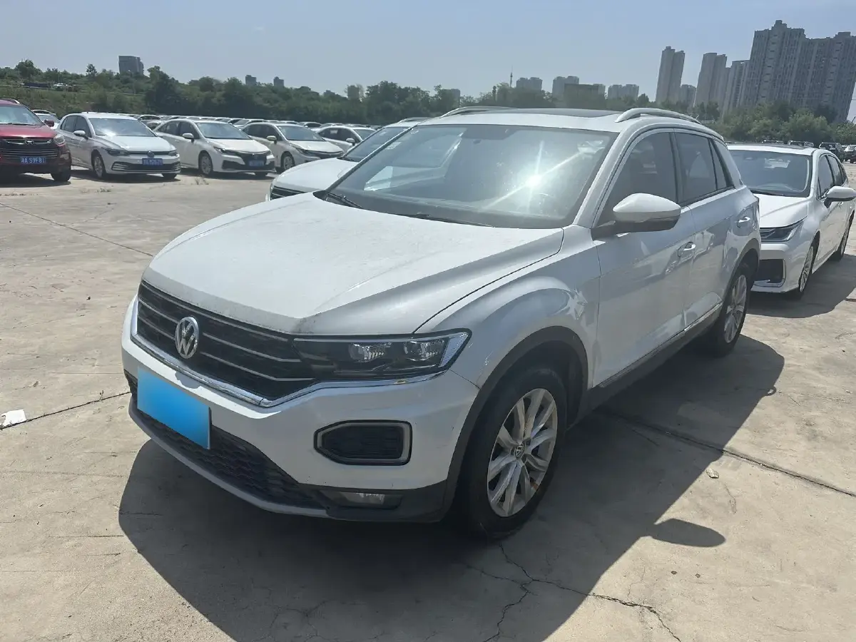 2021 Volkswagen T-Roc 1.4T 150HP L4 7DCT