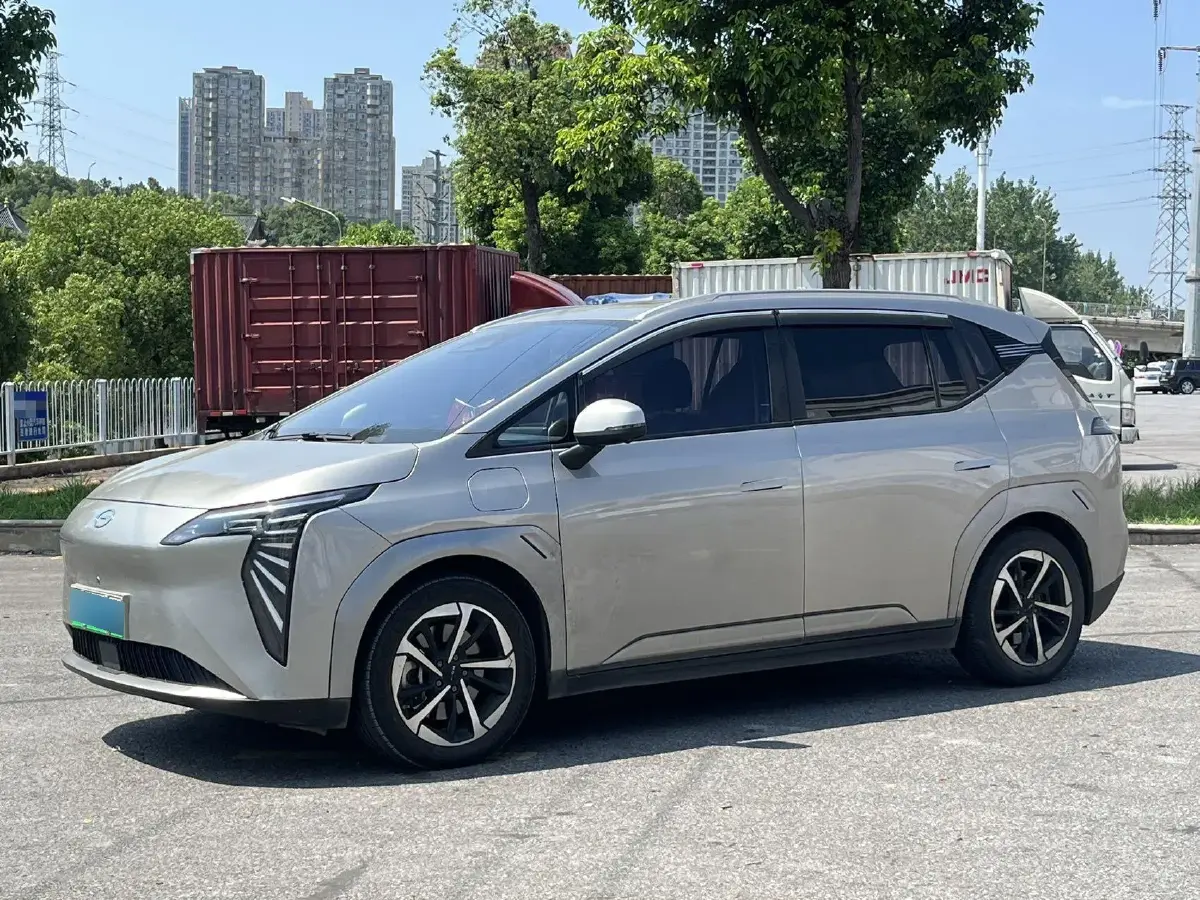 2023 Aion Y BEV 61.7KWH