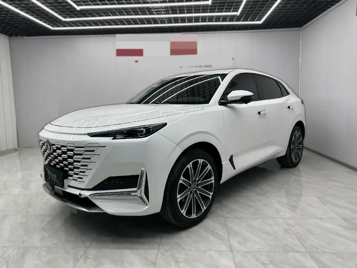 2021 ChangAn UNI-K 2.0T 233HP L4 8AT