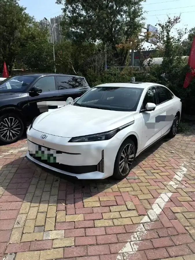 2024 ChangAn QiYuan A05 1.5L 110HP L4 E-CVT PHEV 18.99KWH