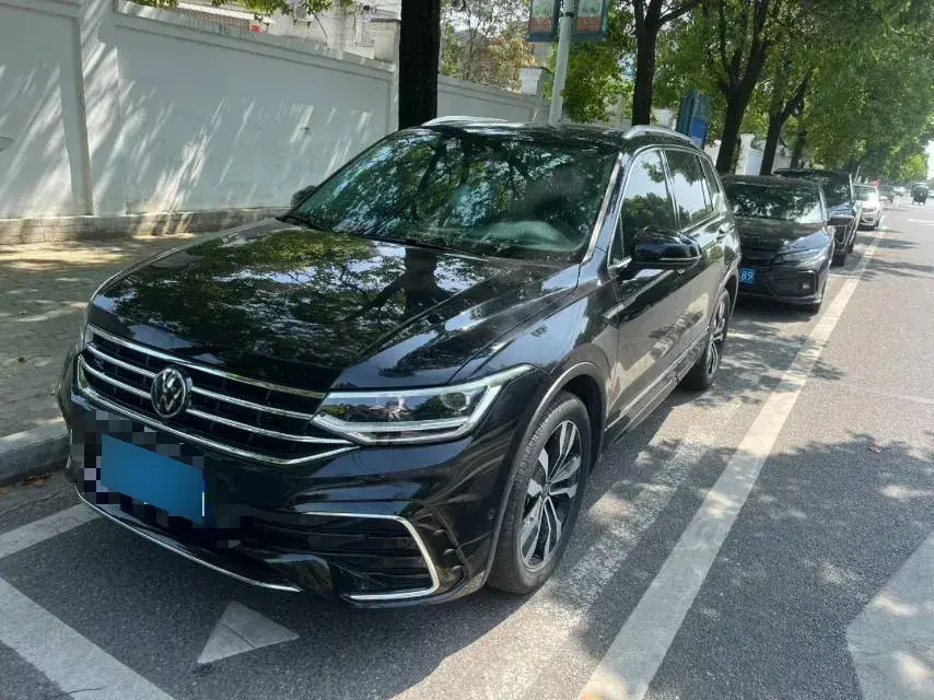 2024 Volkswagen Tiguan L 2.0T 186HP L4 7DCT