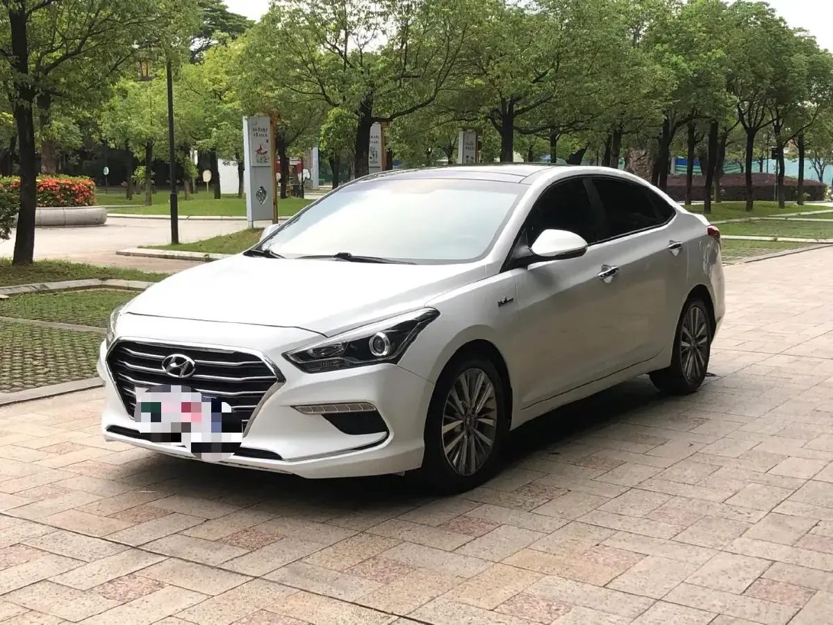 2017 Hyundai Mistra 1.6T 175HP L4 7DCT