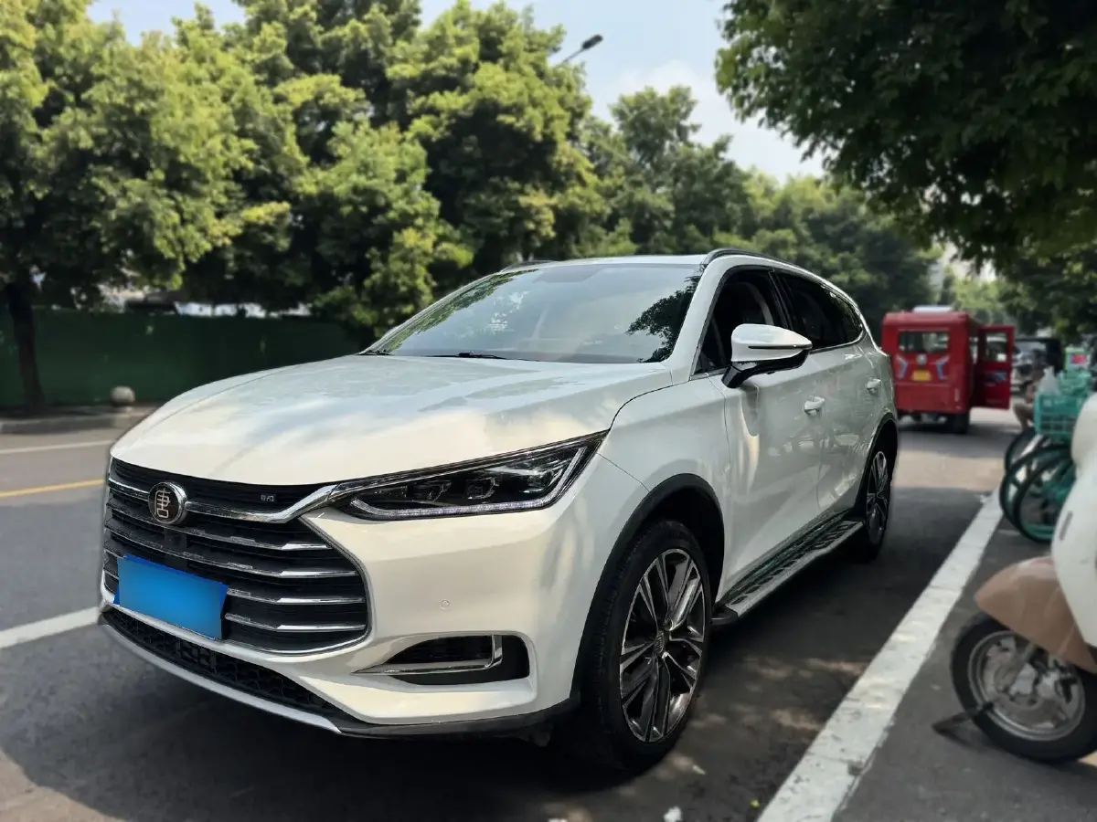 2018 BYD Tang 2.0T 205HP L4 6AT