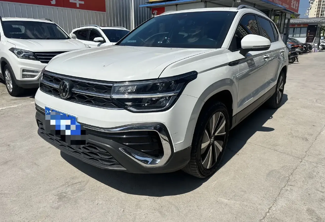 2023 Volkswagen Tharu 1.5T 160HP L4 7DCT 2023 Volkswagen Tharu 1.5T 160HP L4 7DCT