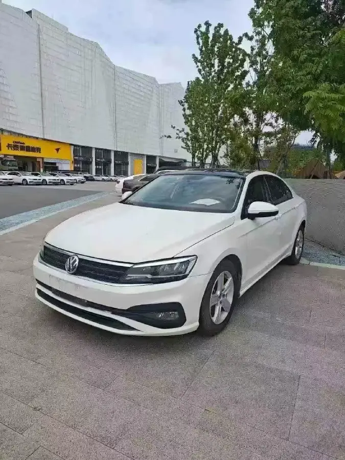 2021 Volkswagen Lamando 1.4T 131HP L4 7DCT