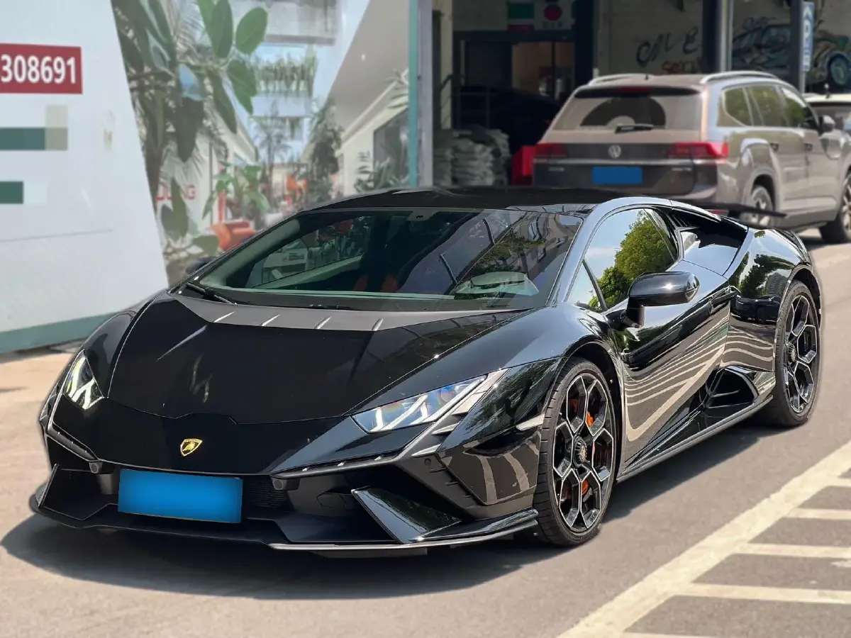 2023 Lamborghini Huracán 5.2L 640HP V10 7DCT