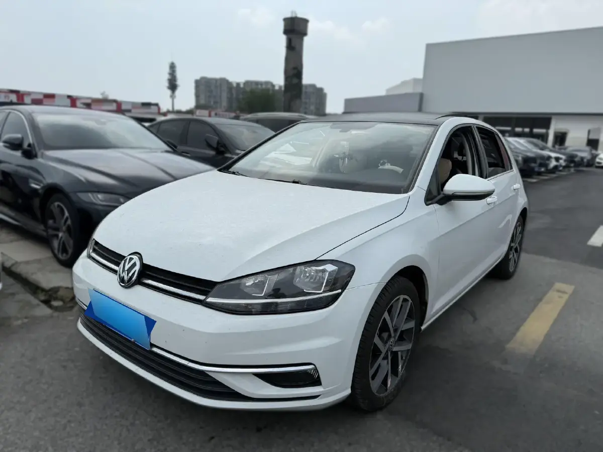 2019 Volkswagen Golf 1.4T 150HP L4 7DCT