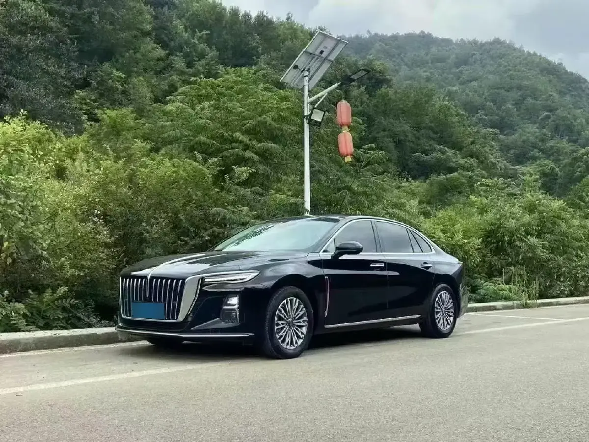 2023 HongQi H5 1.5T 169HP L4 7DCT
