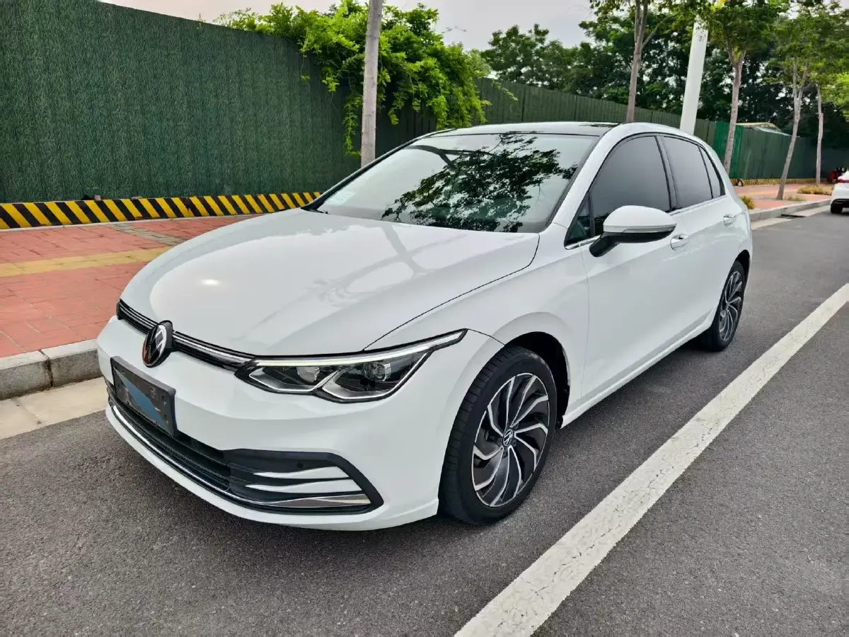 2021 Volkswagen Golf 1.4T 150HP L4 7DCT