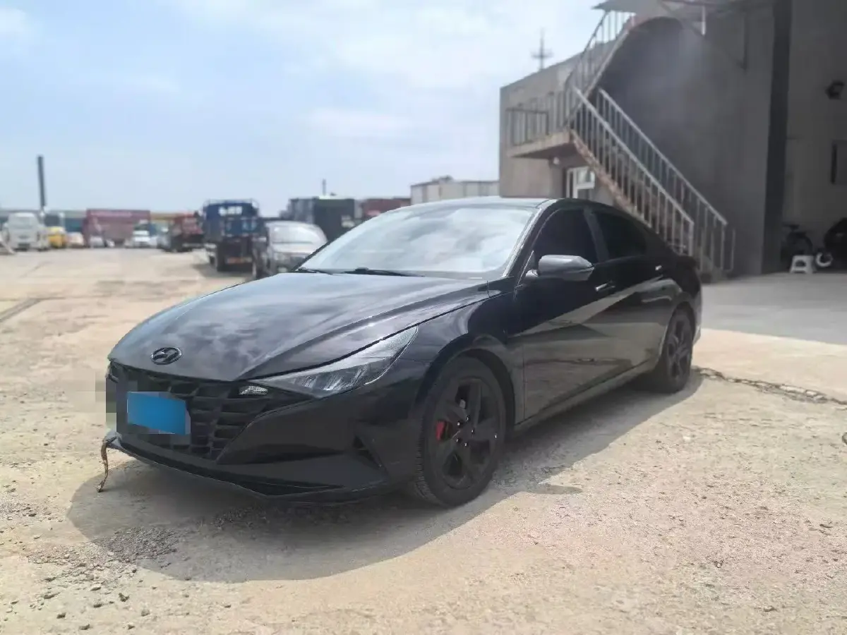 2022 Hyundai Elantra 1.5L 115HP L4 CVT