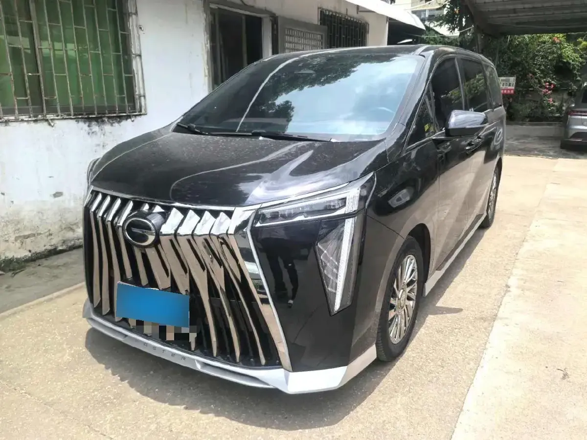 2023 GAC Trumpchi M8 2.0T 252HP L4 8AT