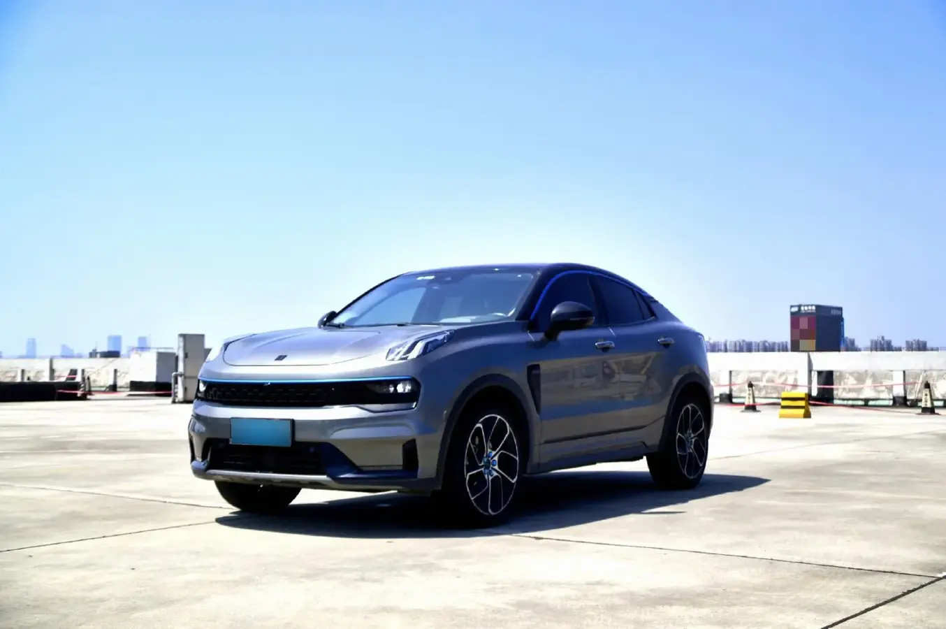 2020 LYNK&CO 05 2.0T 254HP L4 8AT
