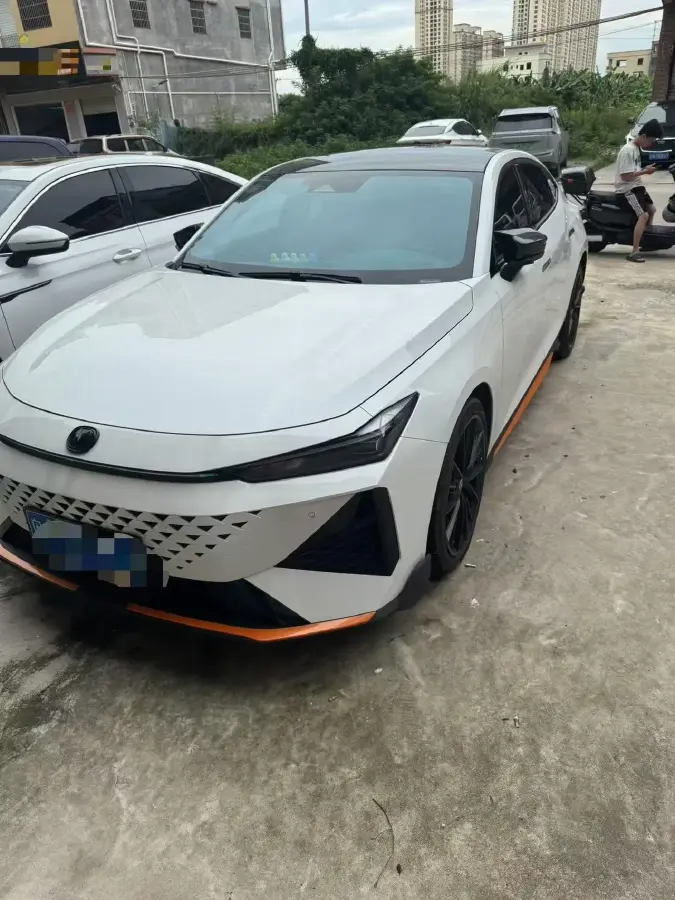 2024 ChangAn UNI-V 1.5T 188HP L4 7DCT