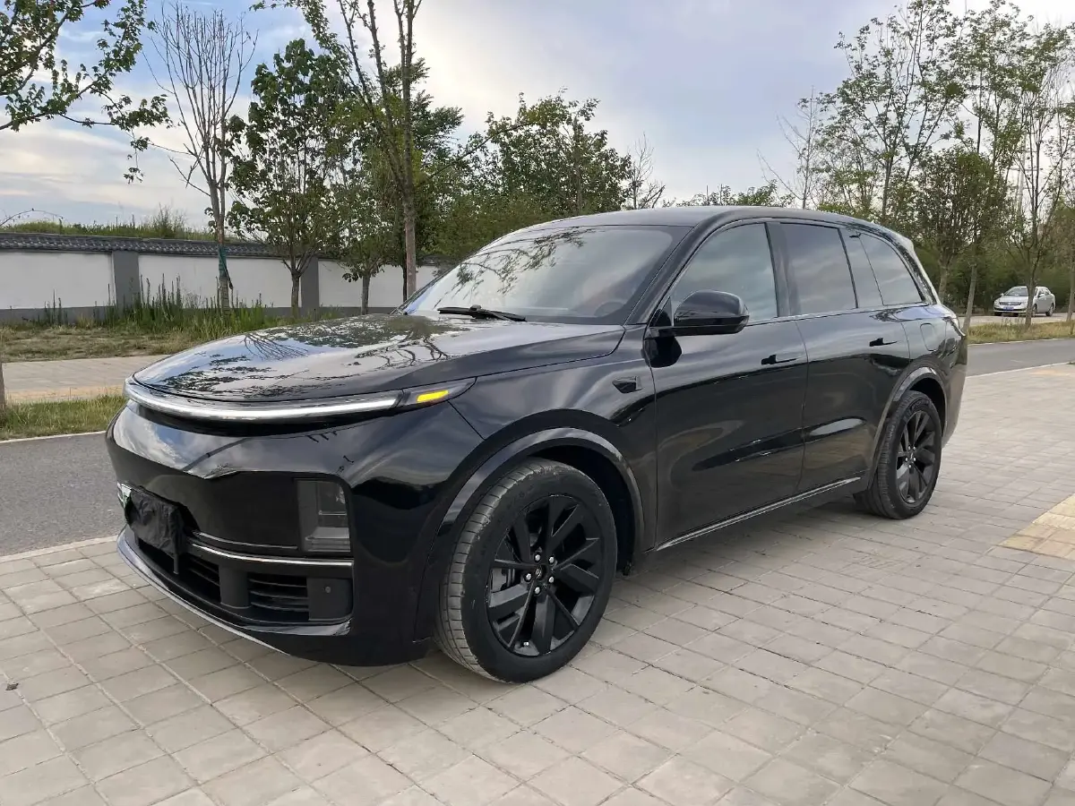 2023 Li L8 Range Extended 154HP REEV 40.9KWH