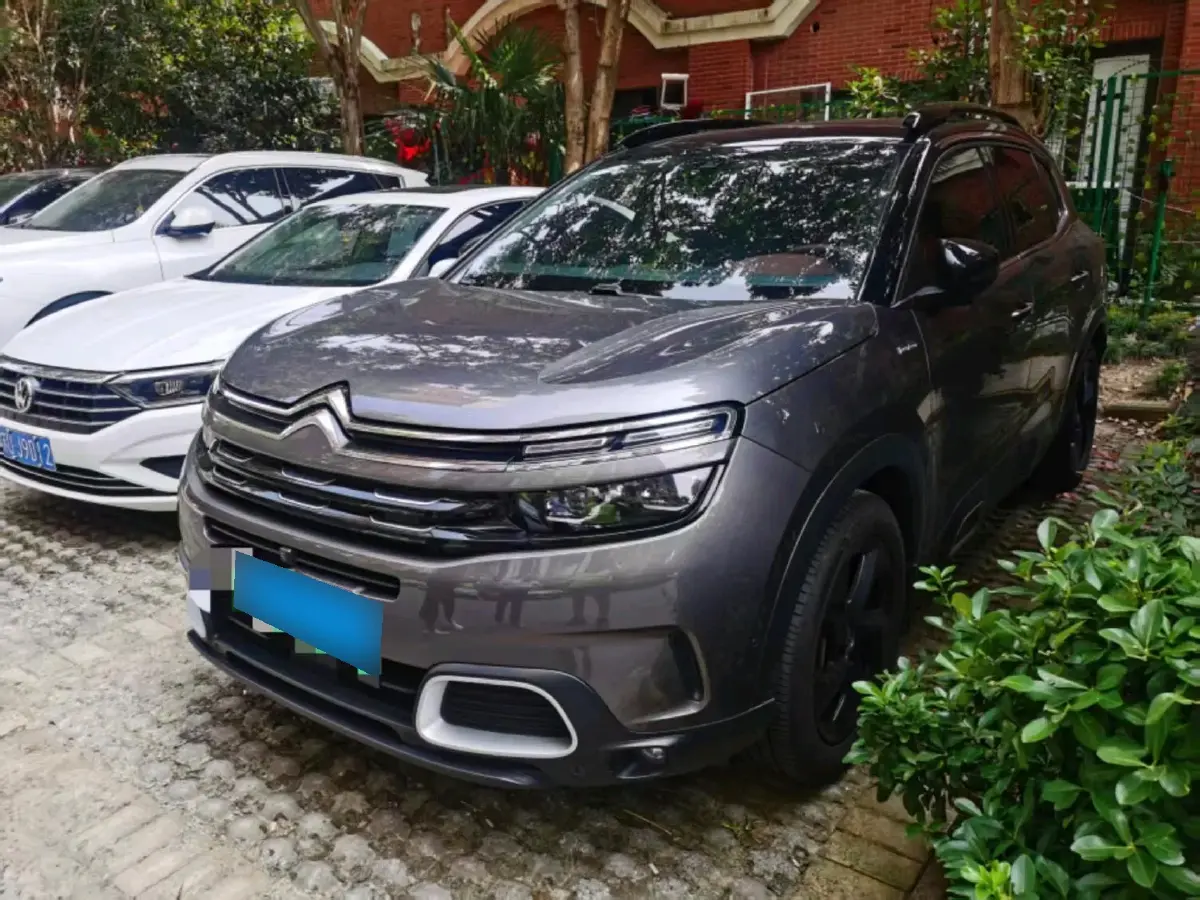 2020 Citroen C5 AircrossS 1.6T 200HP L4 8AT PHEV 12.96KWH