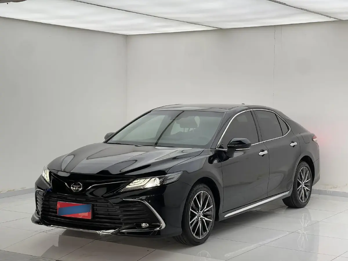2023 Toyota Camry 2.5L 207HP L4 8AT