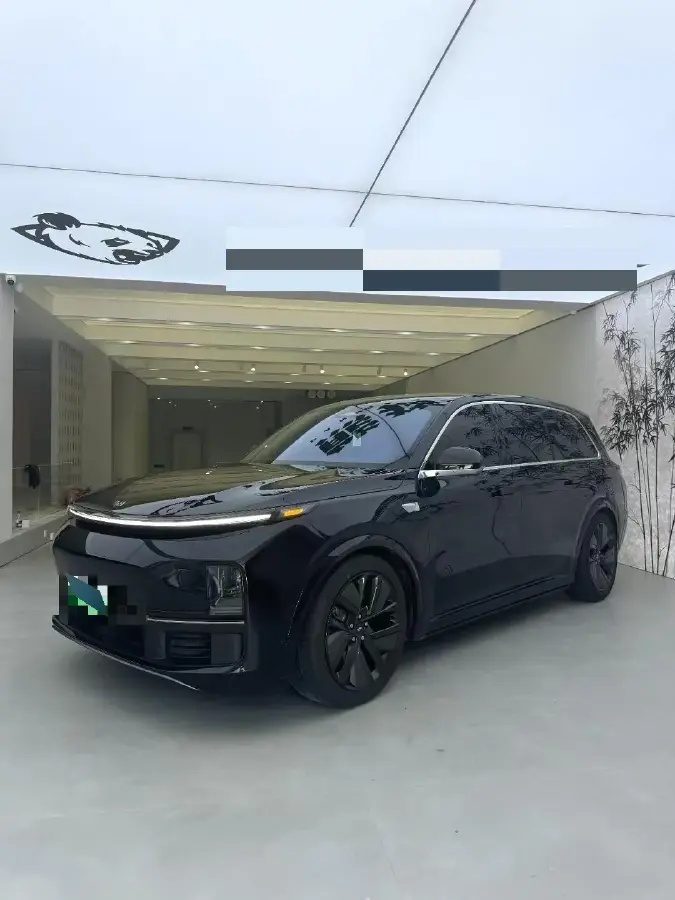 2023 Li L9 Range Extended 154HP REEV 42.6KWH