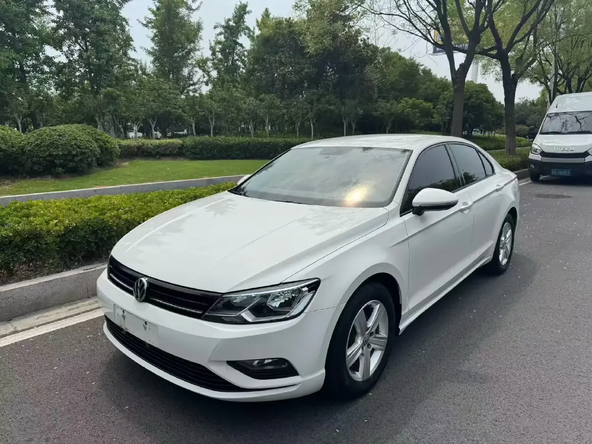 2018 Volkswagen Lamando 1.4T 131HP L4 7DCT
