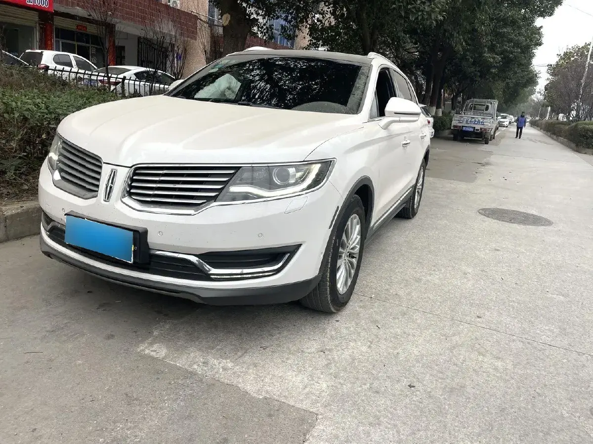 2017 Lincoln MKX 2.0T 253HP L4 6AT