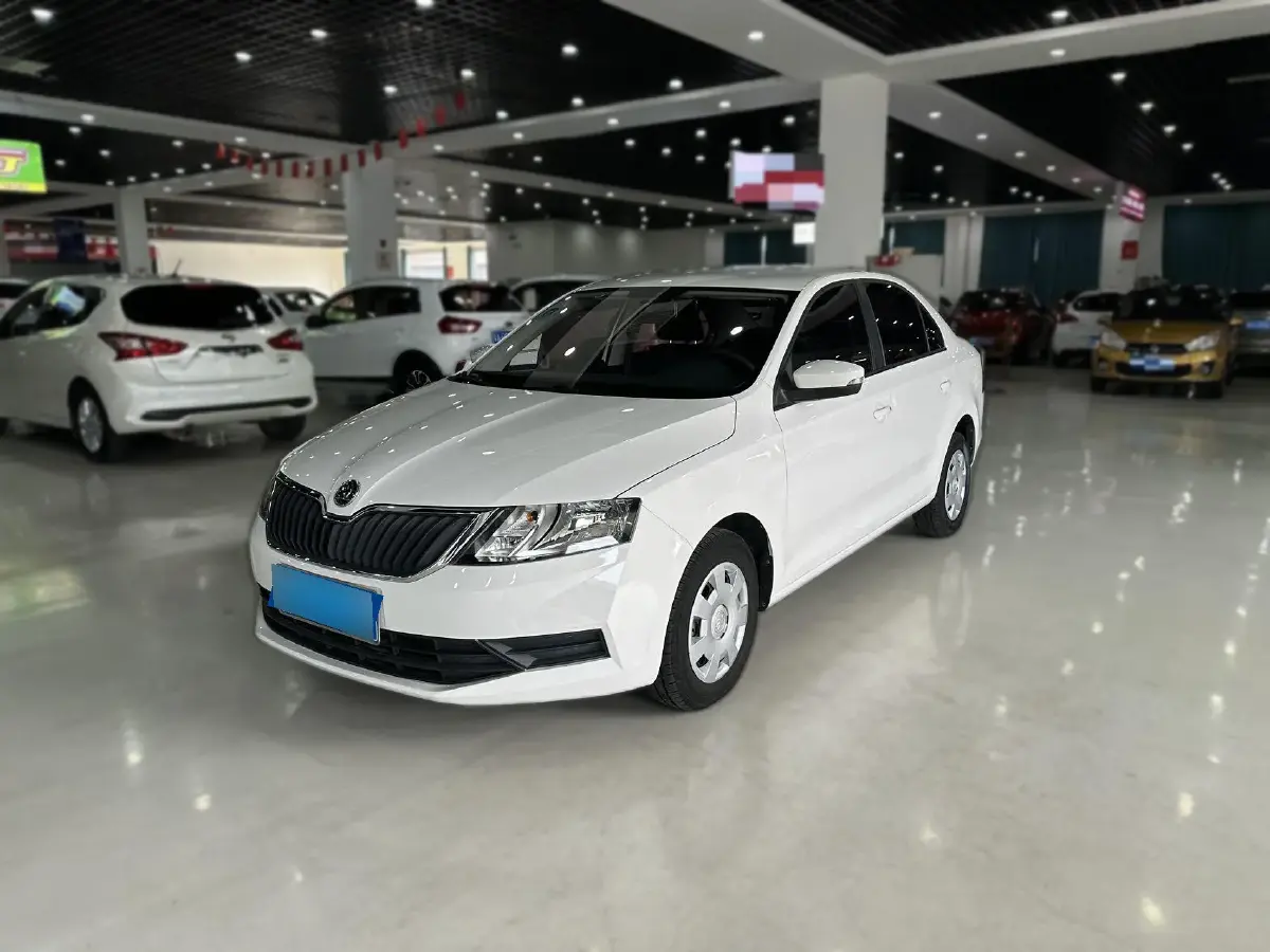 2019 Skoda Rapid 1.5L 110HP L4 5MT