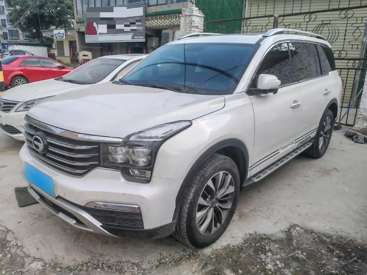 2017 GAC Trumpchi GS8 2.0T 201HP L4 6AT