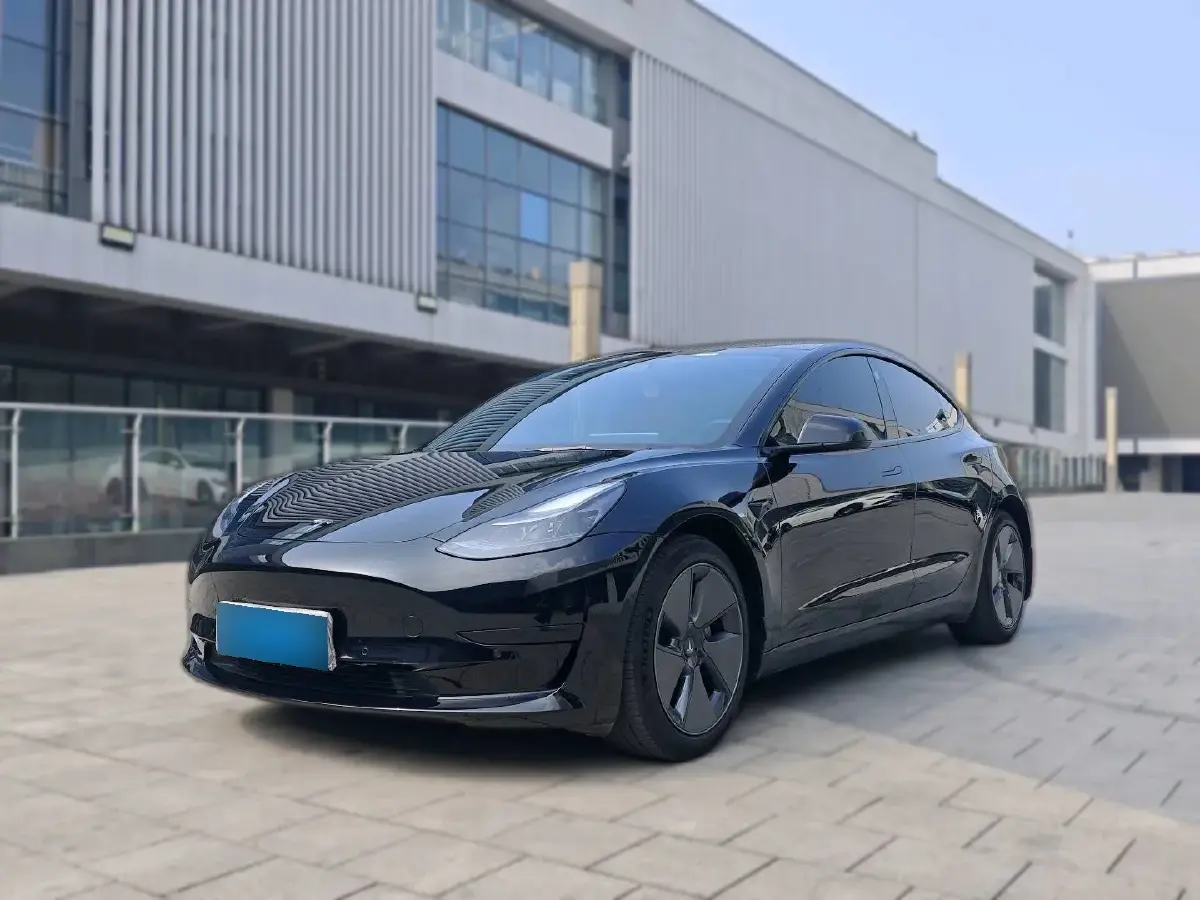 2022 Tesla Model 3 BEV 60KWH