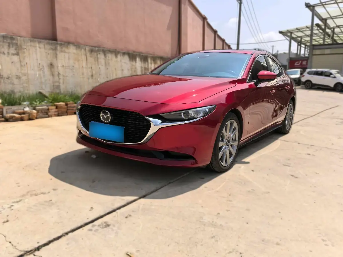 2022 Mazda 3 Axela 2.0L 158HP L4 6AT