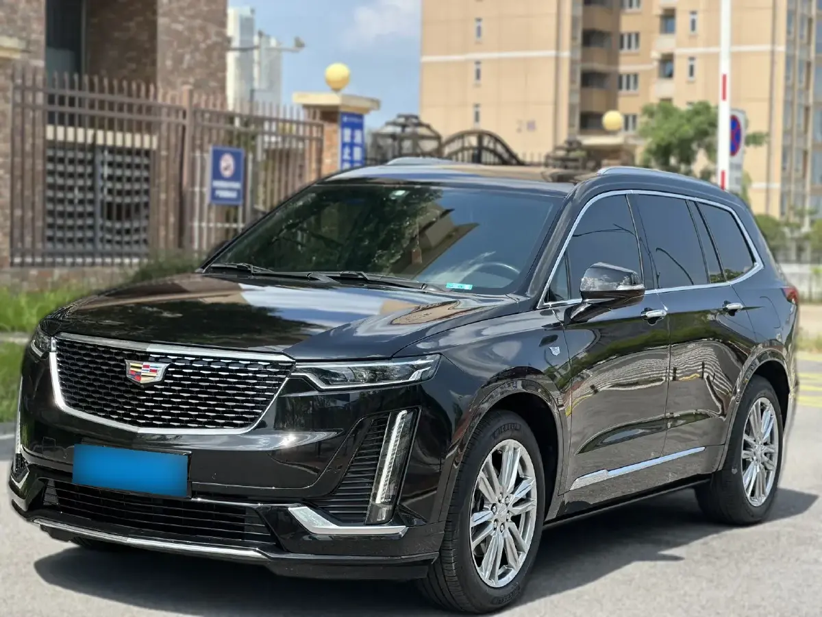 2022 Cadillac XT6 2.0T 237HP L4 9AT