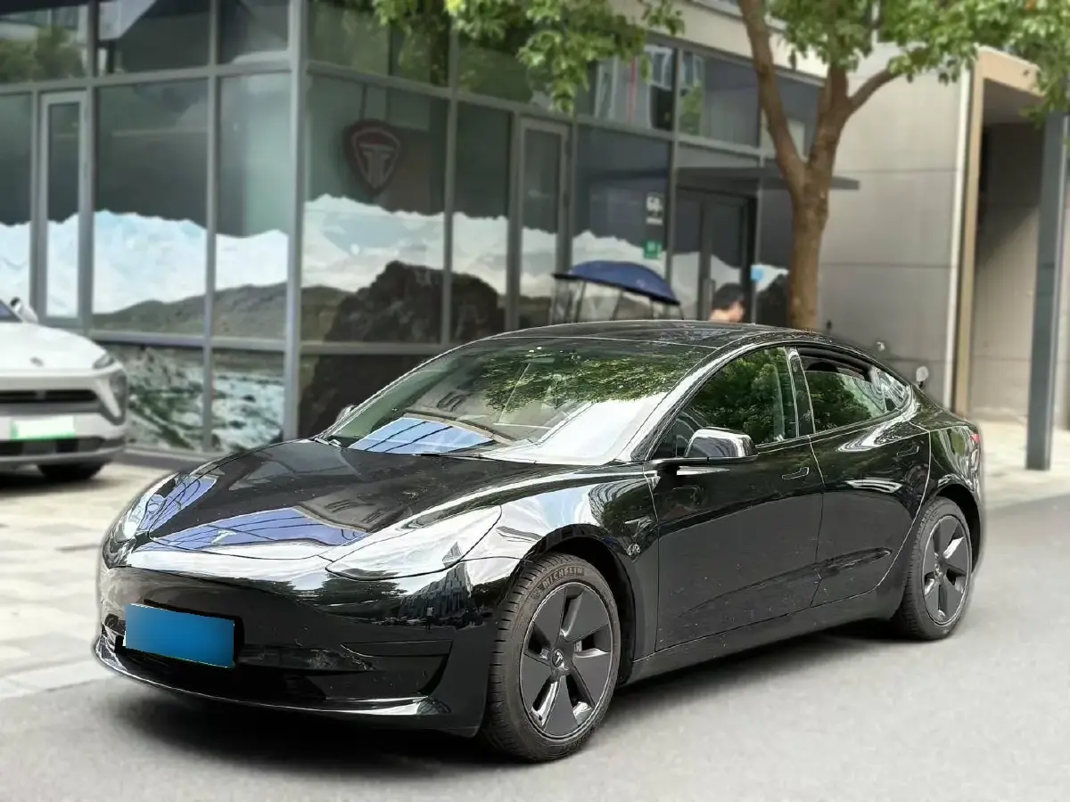 2022 Tesla Model 3 BEV 60KWH