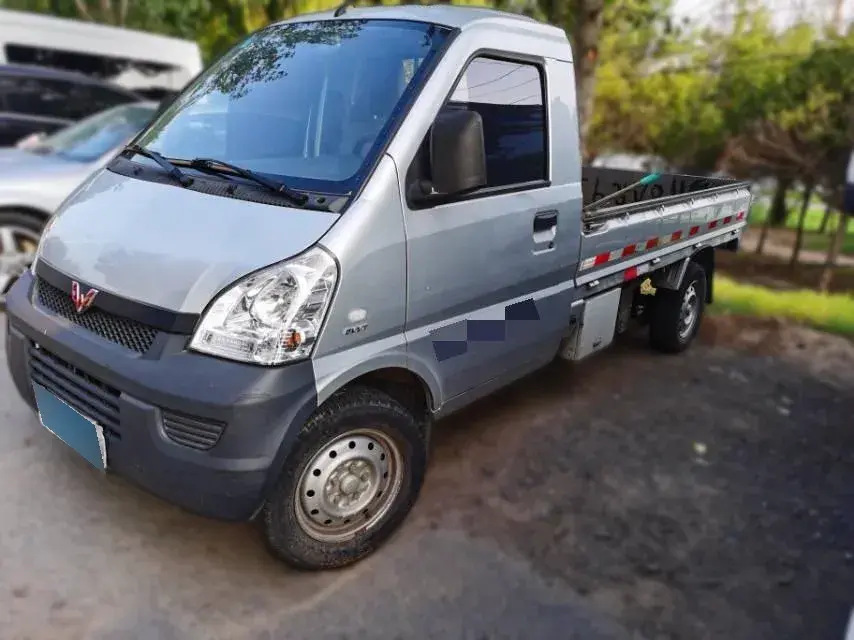 2020 WuLing RongGuang Mini Truck 1.5L 99HP L4 5MT