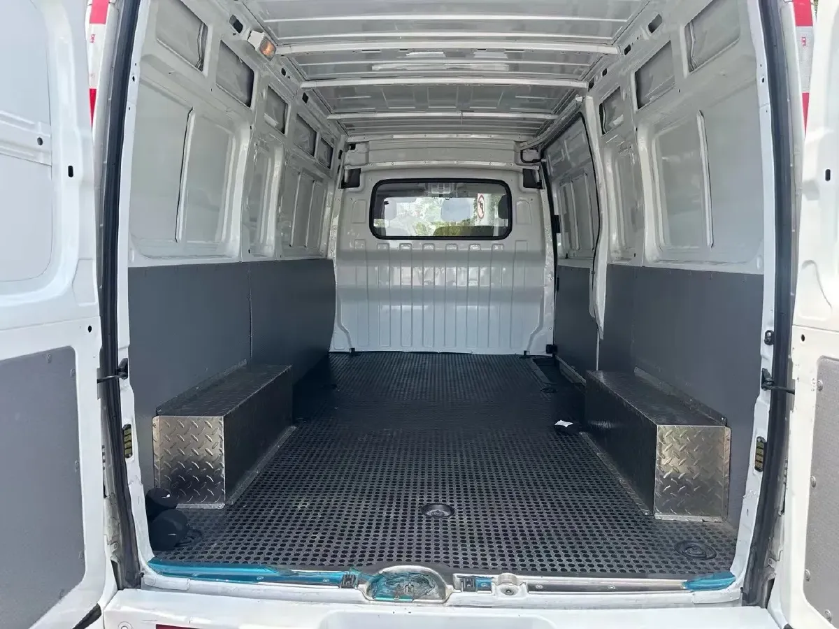 2023 MAXUS XinTu EV80 BEV 77KWH,autocango,china used car exporter,china ev exporter,chinese used car exporter,chinese used ev exporter