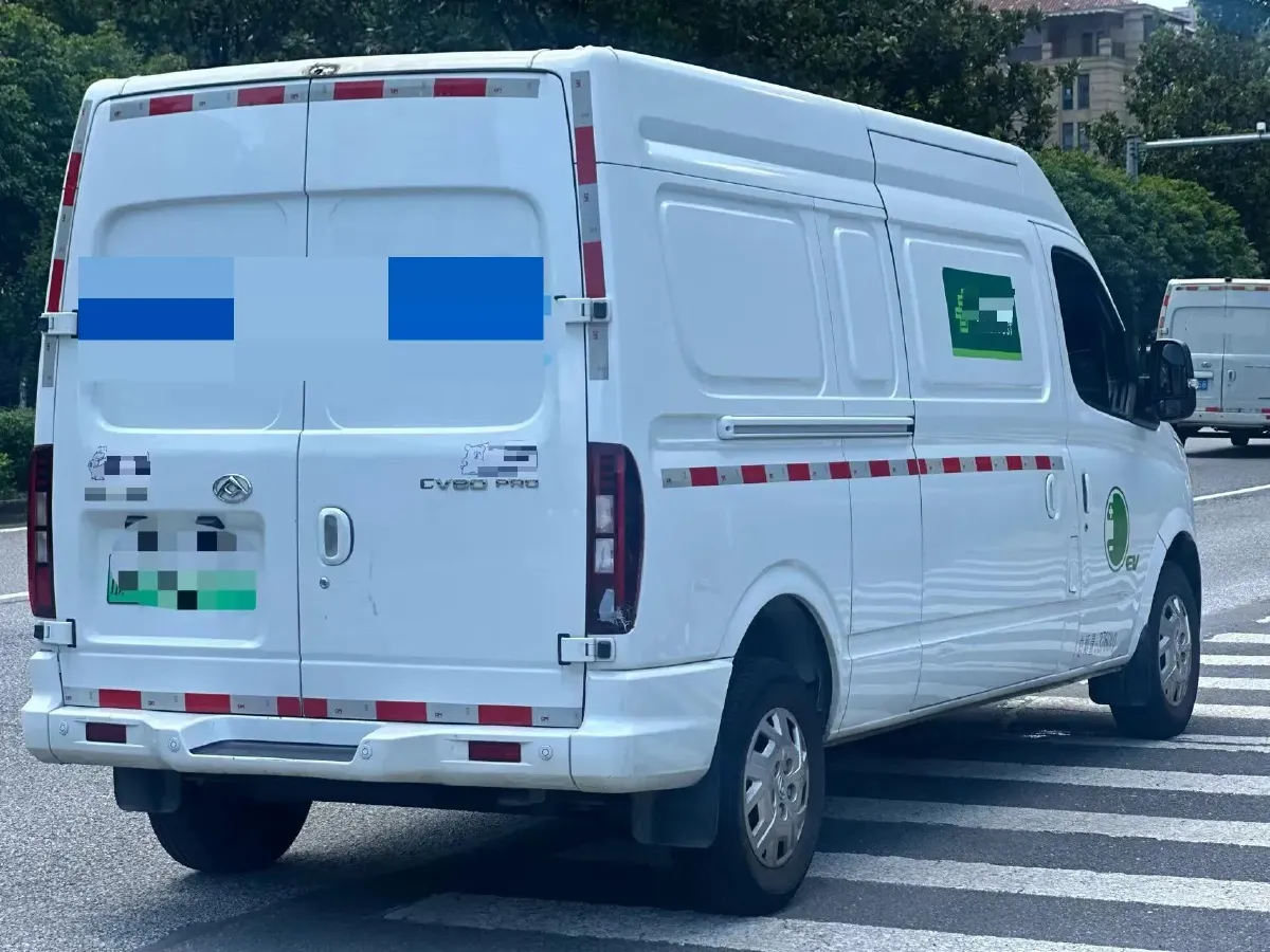 2023 MAXUS XinTu EV80 BEV 77KWH,autocango,china used car exporter,china ev exporter,chinese used car exporter,chinese used ev exporter