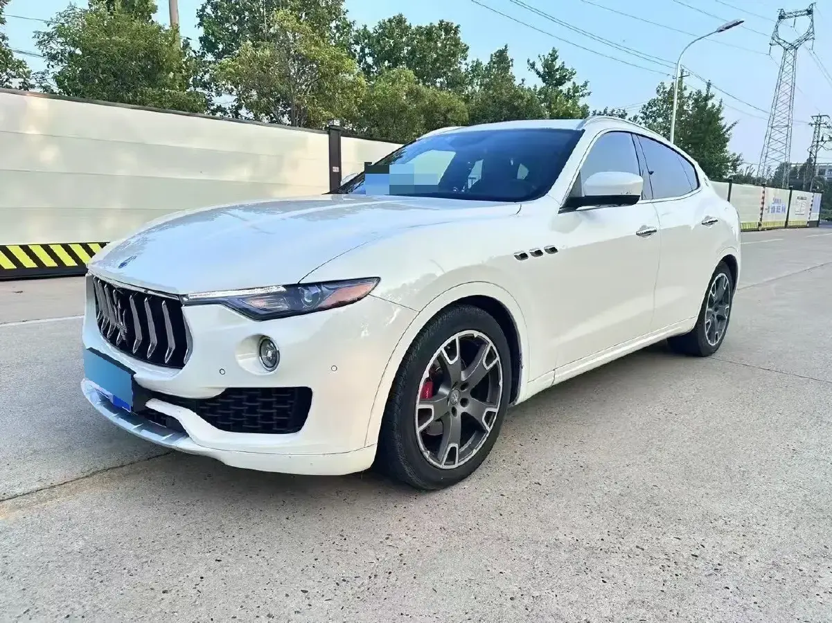 2017 Maserati Ghibli 3.0T 350HP V6 8AT