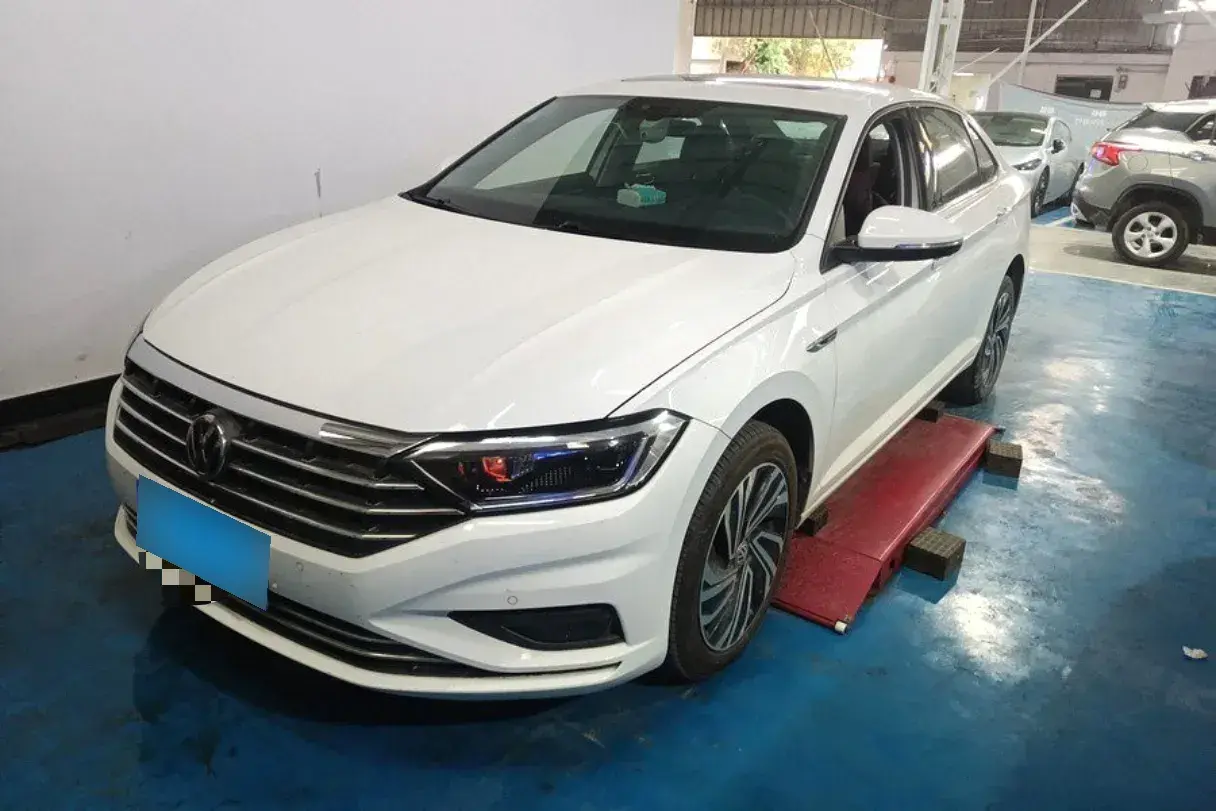 2020 Volkswagen Sagitar 1.4T 150HP L4 7DCT