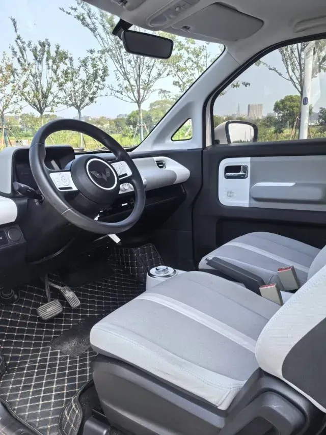 2023 WuLing Air ev BEV 28.4KWH,autocango,china used car exporter,china ev exporter,chinese used car exporter,chinese used ev exporter