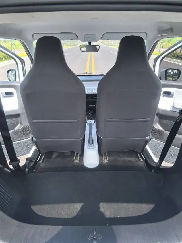 2023 WuLing Air ev BEV 28.4KWH,autocango,china used car exporter,china ev exporter,chinese used car exporter,chinese used ev exporter