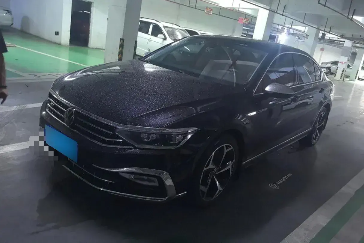 2023 Volkswagen Magotan 2.0T 186HP L4 7DCT