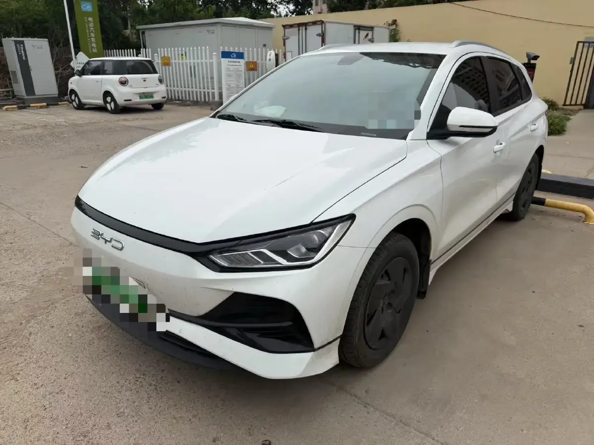 2024 BYD e2 BEV 43.2KWH