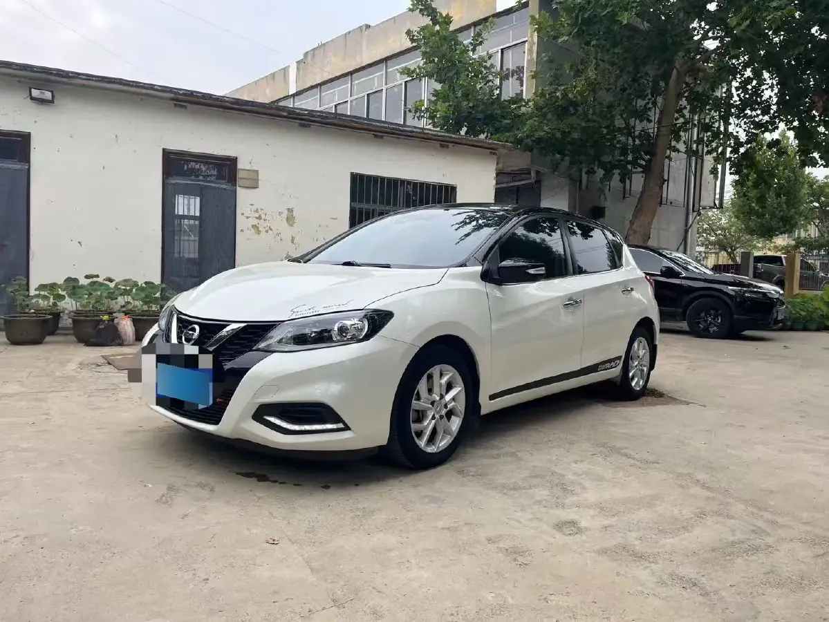 2021 Nissan Tiida 1.6L 122HP L4 CVT