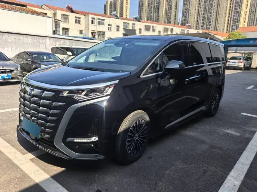 2024 Denza D9 1.5T 139HP L4 E-CVT PHEV 40KWH