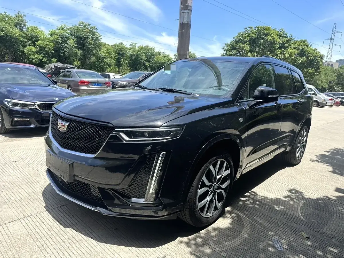 2022 Cadillac XT6 2.0T 237HP L4 9AT