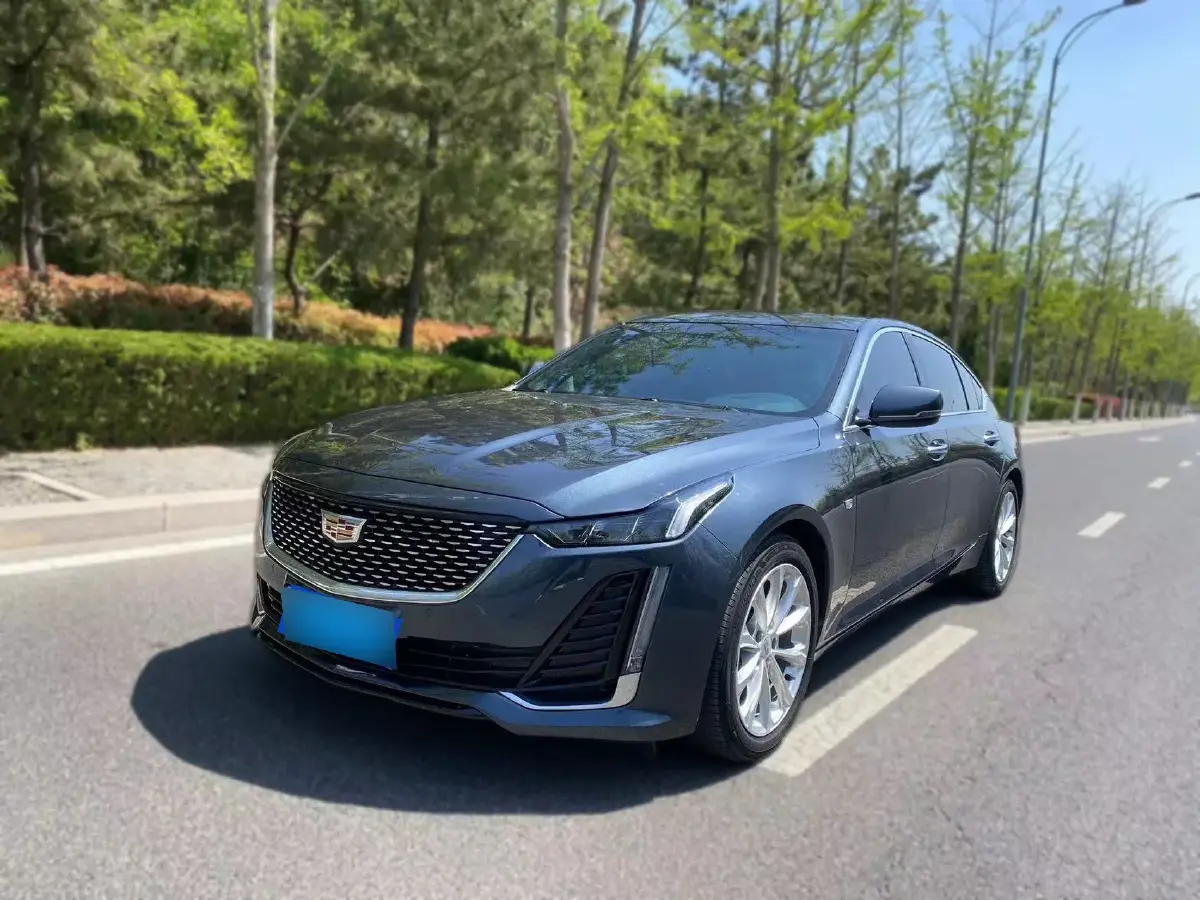 2021 Cadillac CT5 2.0T 237HP L4 10AT