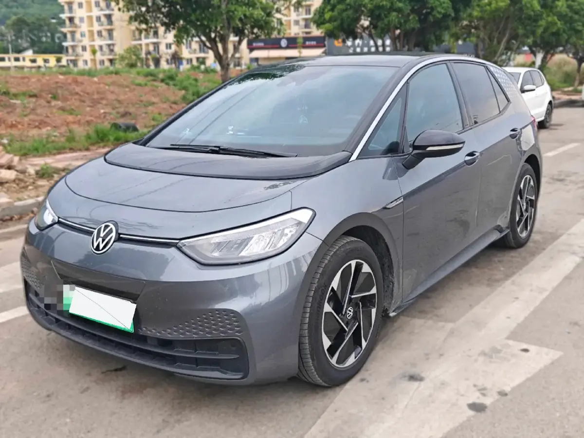 2023 Volkswagen ID.3 BEV 52.8KWH