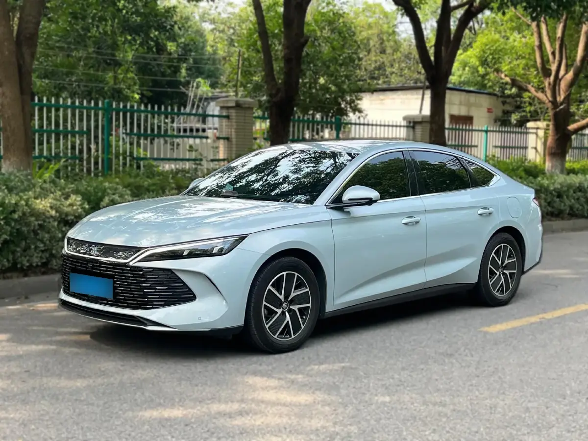 2024 BYD QinL 1.5L 101HP L4 E-CVT PHEV 15.87KWH