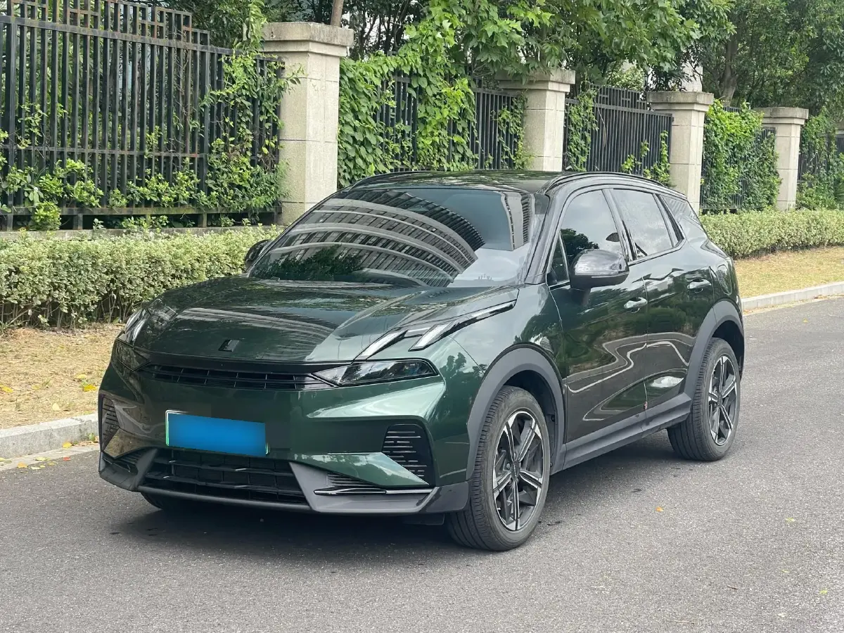 2023 LYNK&CO 06 EM-P 1.5L 120HP L4 3DHT PHEV 19.09KWH