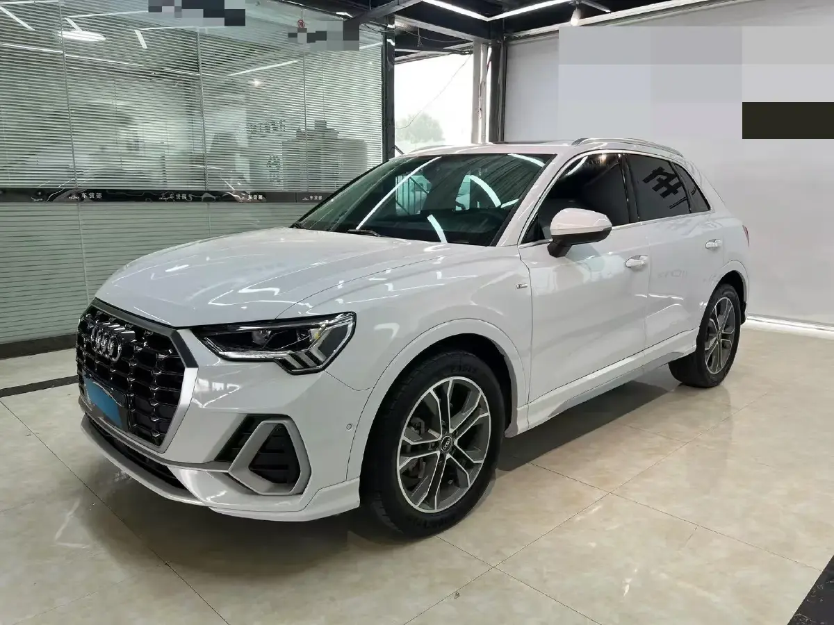 2022 Audi Q3 2.0T 186HP L4 7DCT