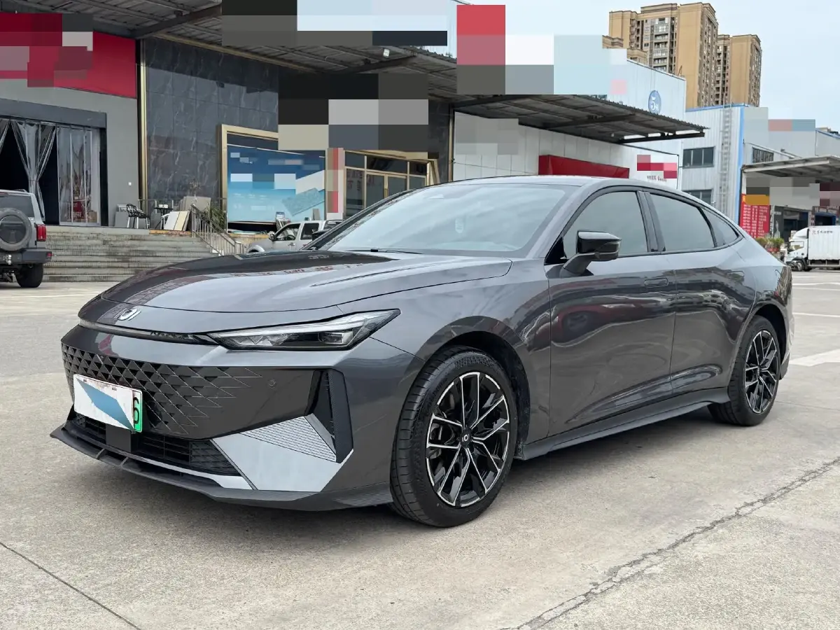 2023 ChangAn QiYuan Q05 1.5L 110HP L4 E-CVT PHEV 18.99KWH