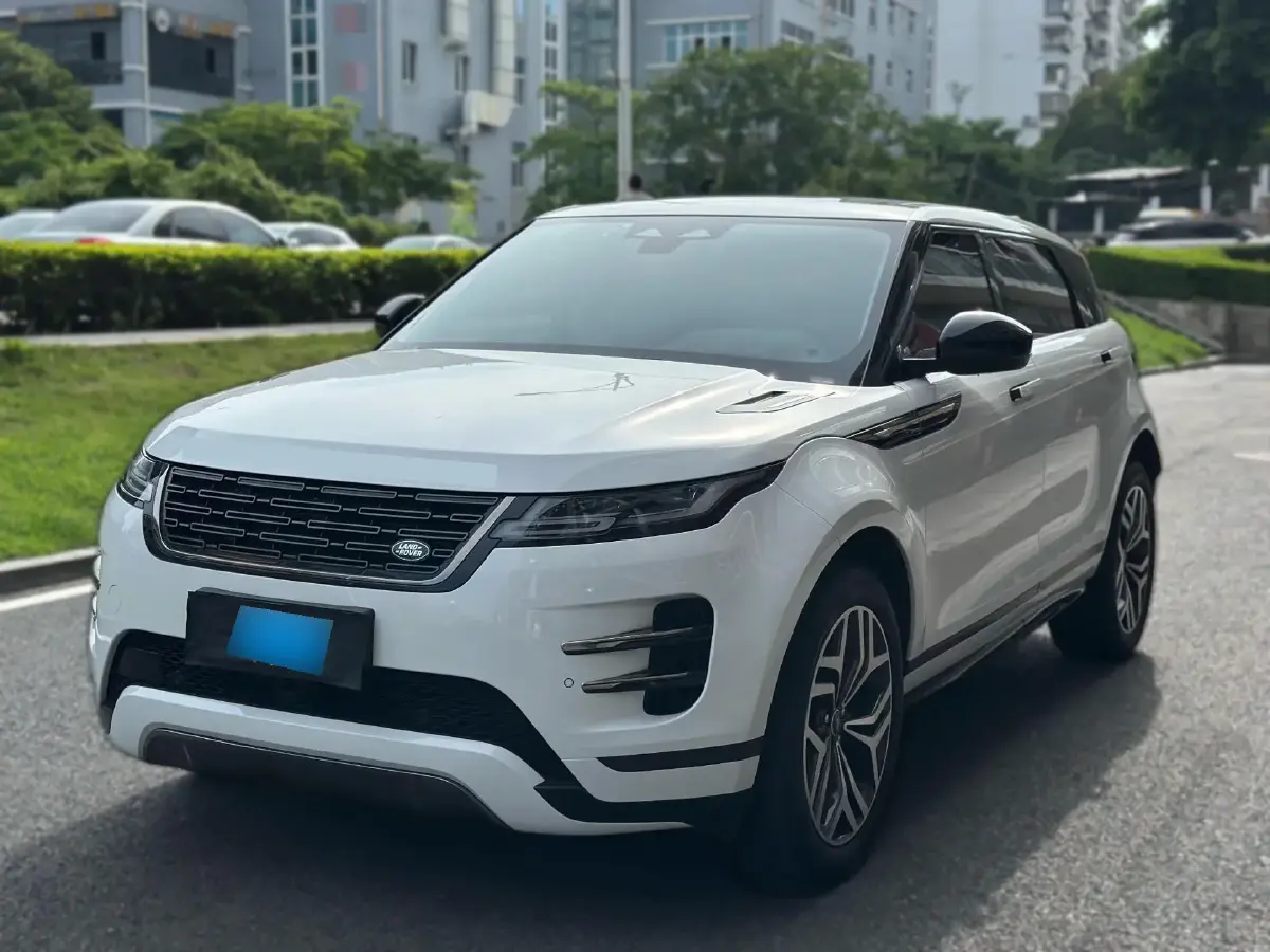 2024 Land Rover Range Rover Evoque 2.0T 249HP L4 9AT