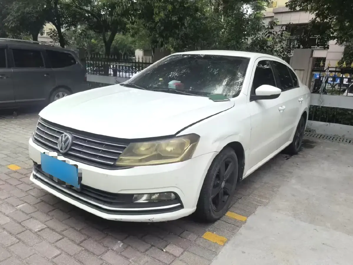 2017 Volkswagen Lavida 1.6L 110HP L4 6AT