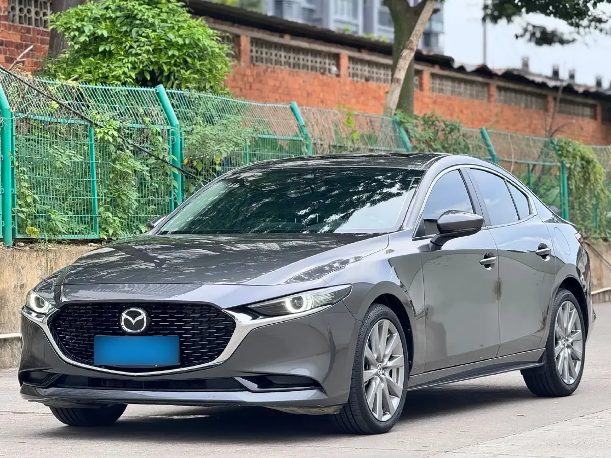 2022 Mazda 3 Axela 2.0L 158HP L4 6AT